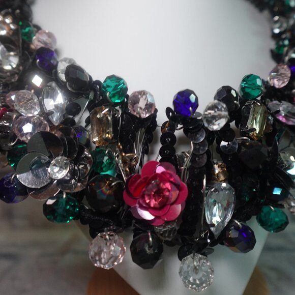 Vintage Aldo floral statement necklace - Picture 3 of 15